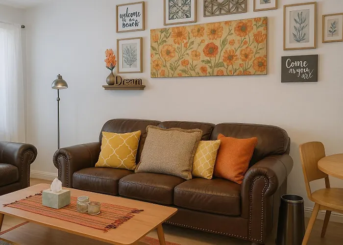 Charming 2 Bdr 1 Bath Fenced Byard N Pet Friendly Close To Bases Holiday home *